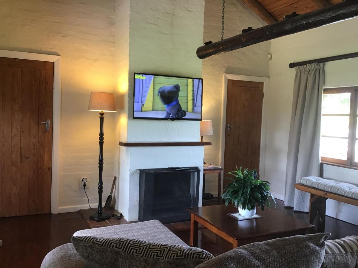 Heatherhill Farmhouse - Sea & Mountain Views Plettenberg Bay Bagian luar foto
