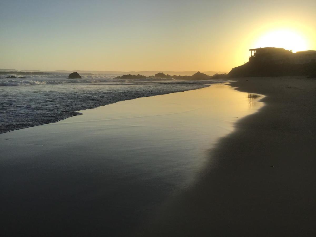 Heatherhill Farmhouse - Sea & Mountain Views Plettenberg Bay Bagian luar foto